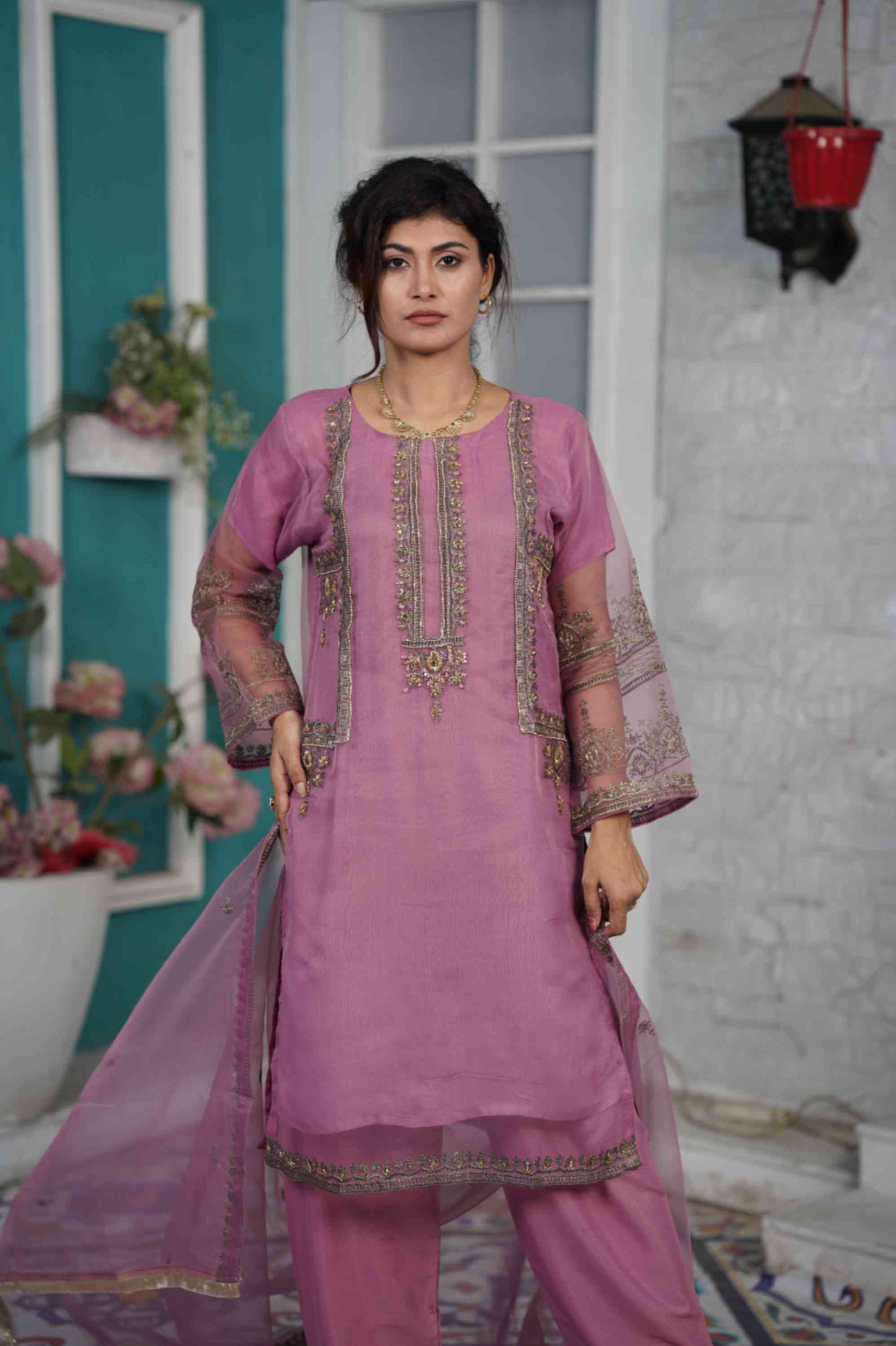EMBROIDED ORGANZA OUTFIT | TK-0352