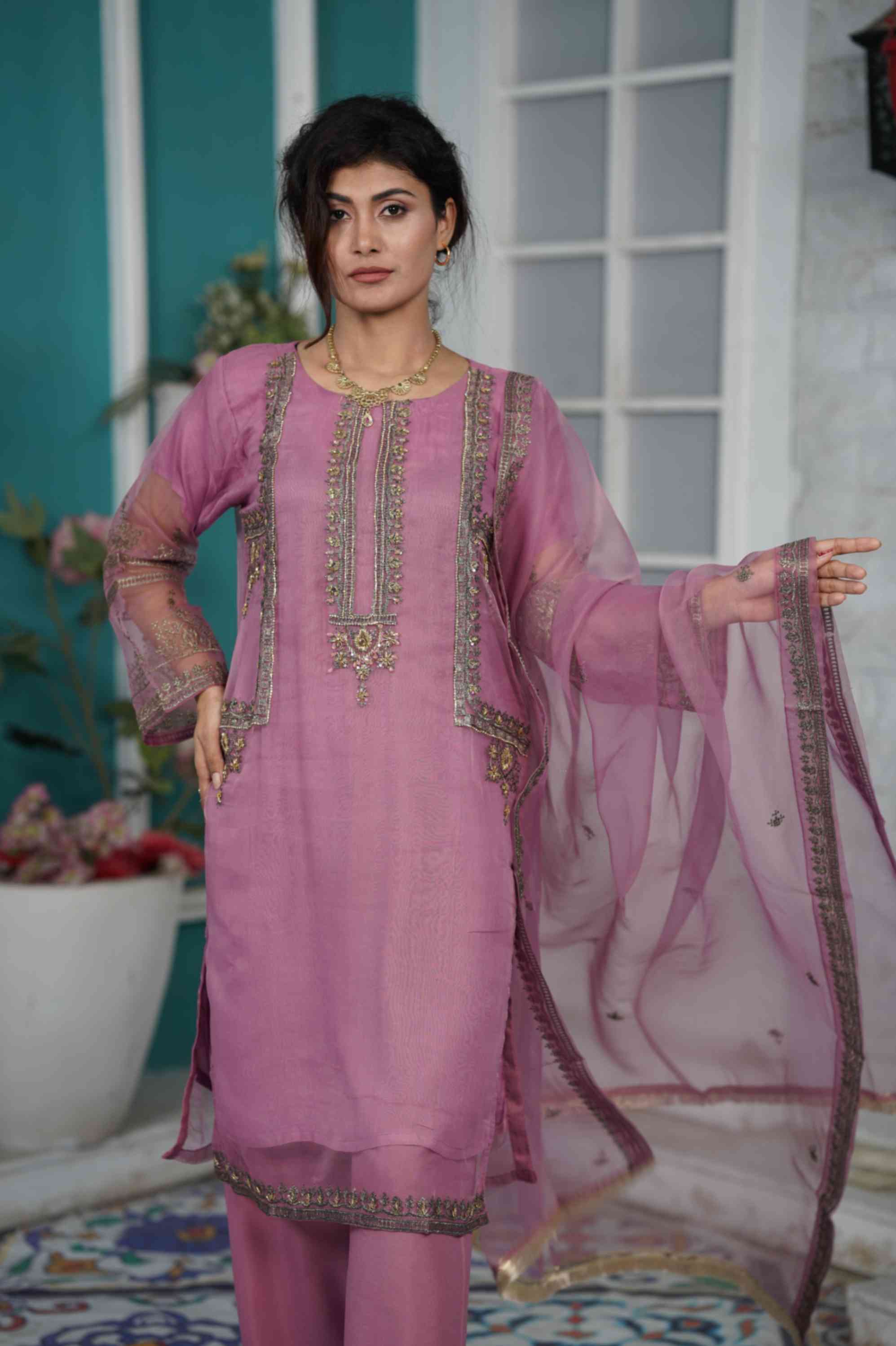 EMBROIDED ORGANZA OUTFIT | TK-0352