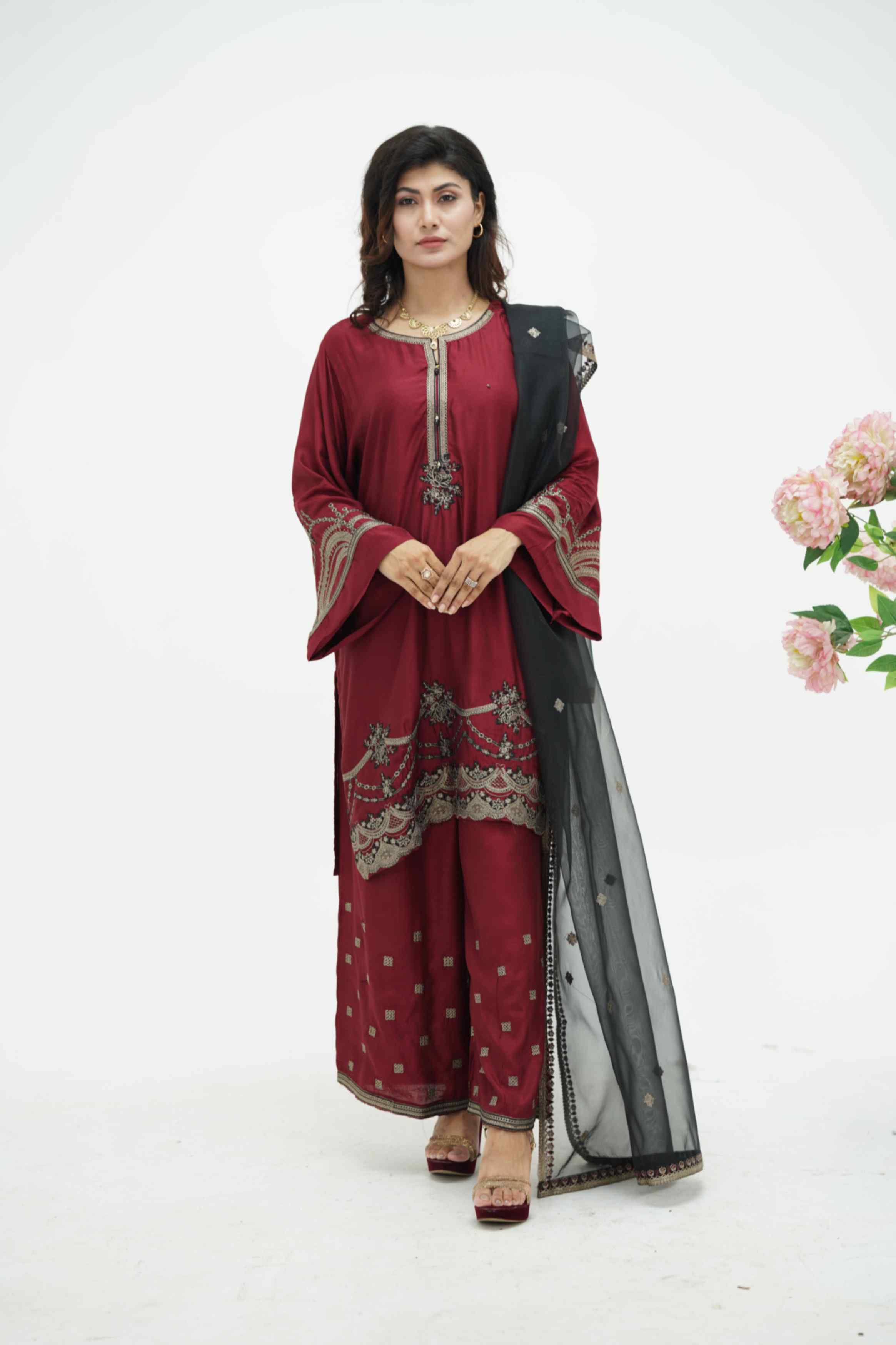 EMBROIDERED VISCOSE OUTFIT | TK-0392