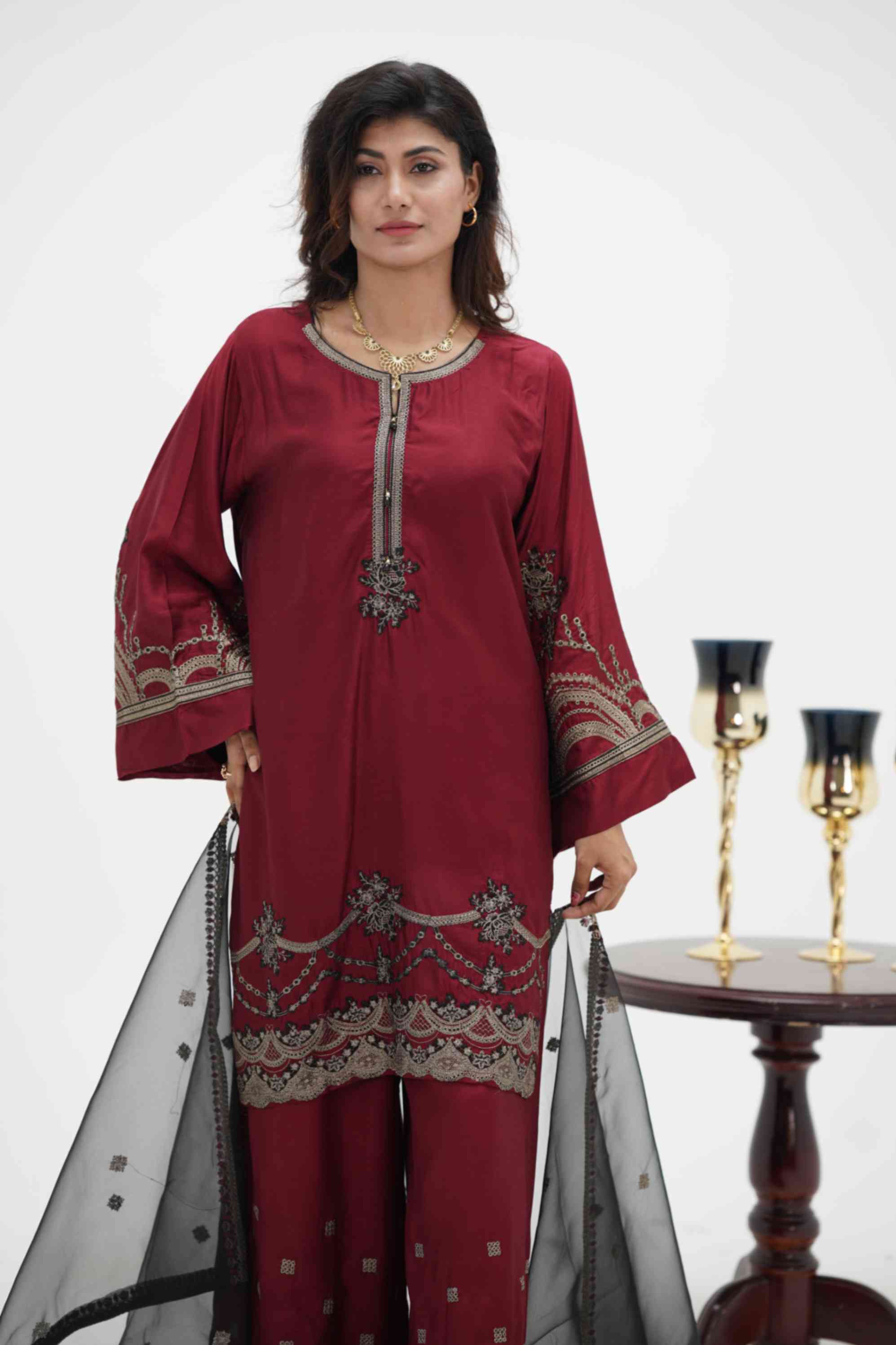 EMBROIDERED VISCOSE OUTFIT | TK-0392