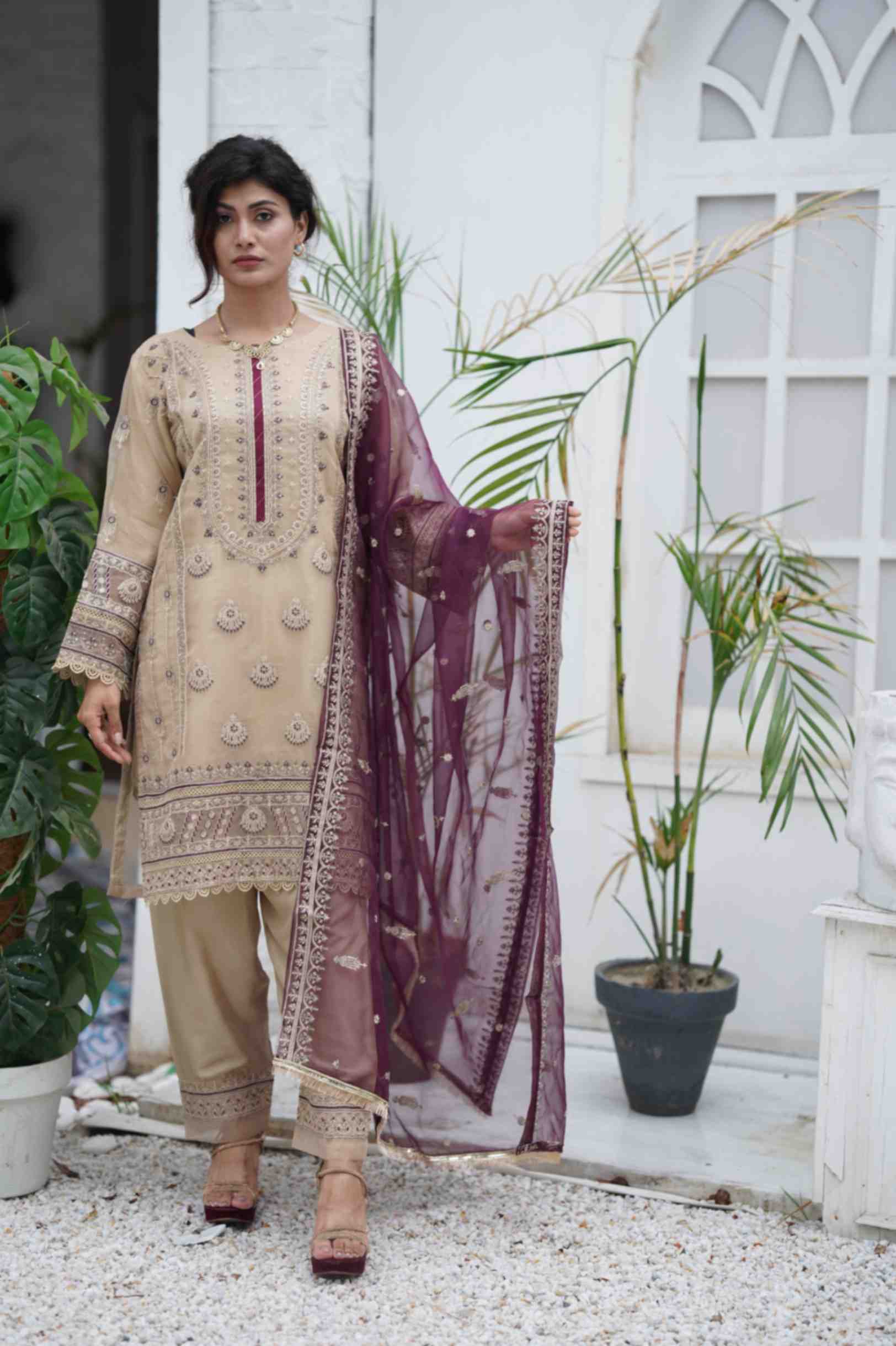 EMBROIDERED ORGANZA OUTFIT | TK-0375