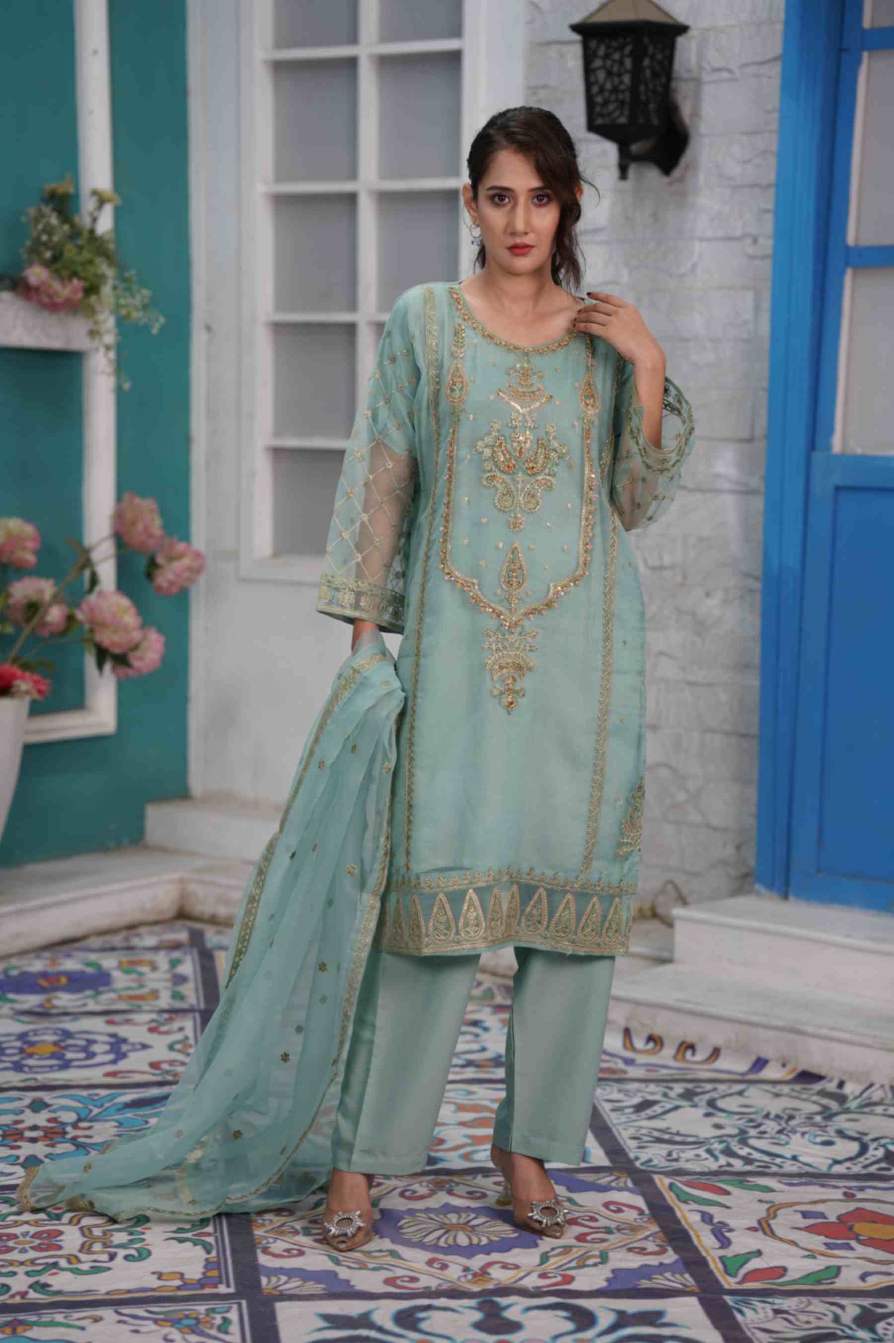 EMBROIDERED ORGANZA OUTFIT | TK-0380